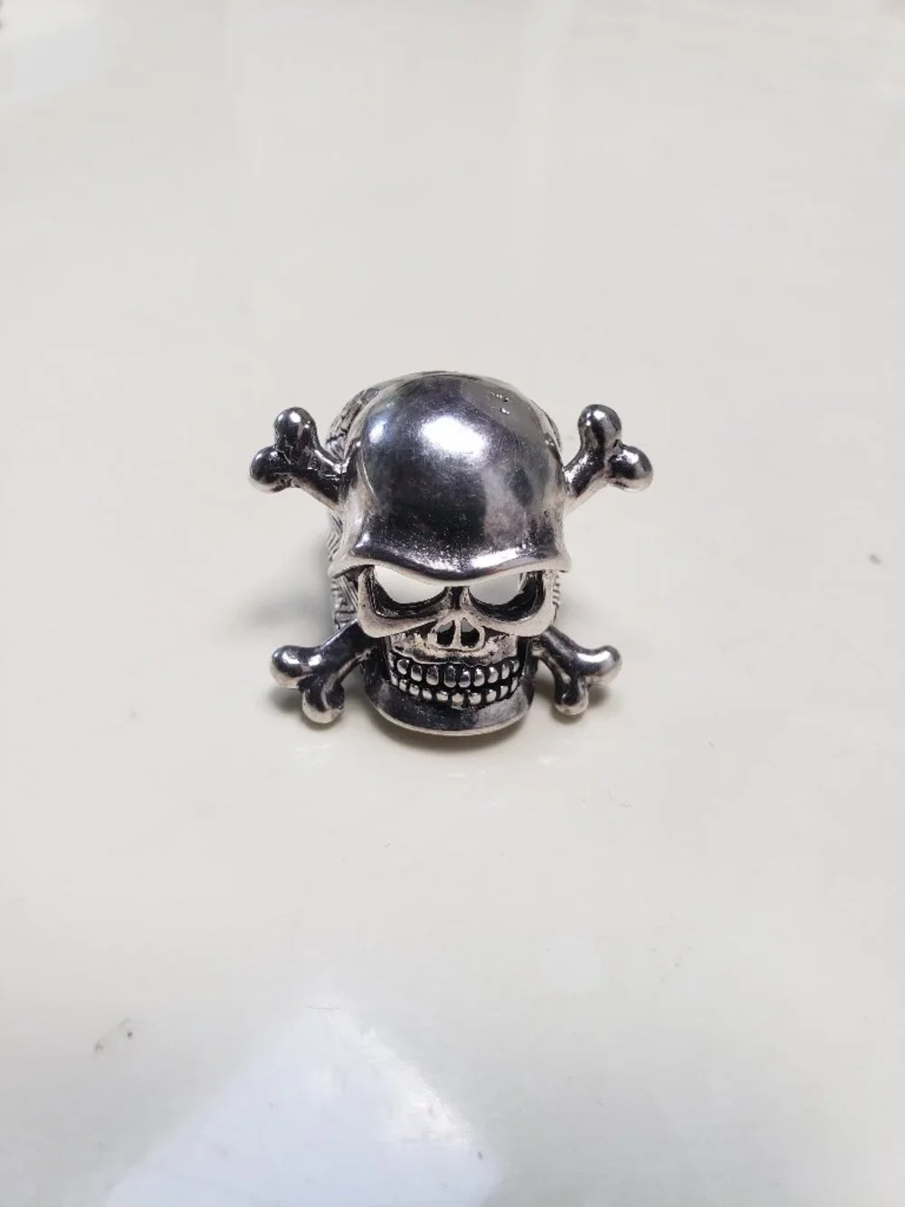 G&S Skull & Crossbones Biker Ring Size 6.25 Silver Tone 1987 vintage